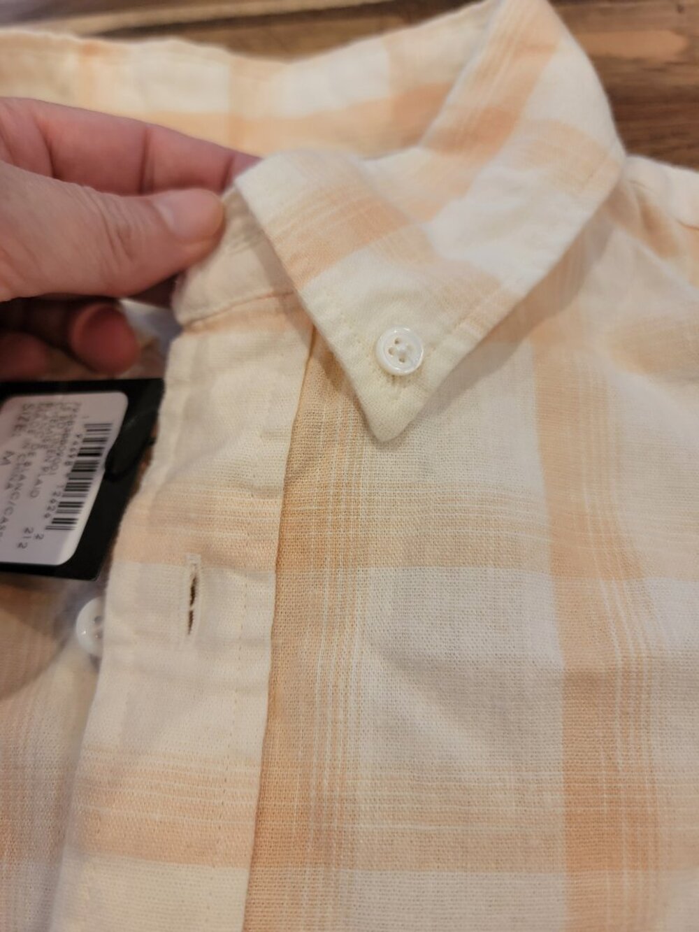 Club Monaco Slim Fit Men's Button Down Long Sleeve Linen Plaid Shirt - Picture 6 of 14
